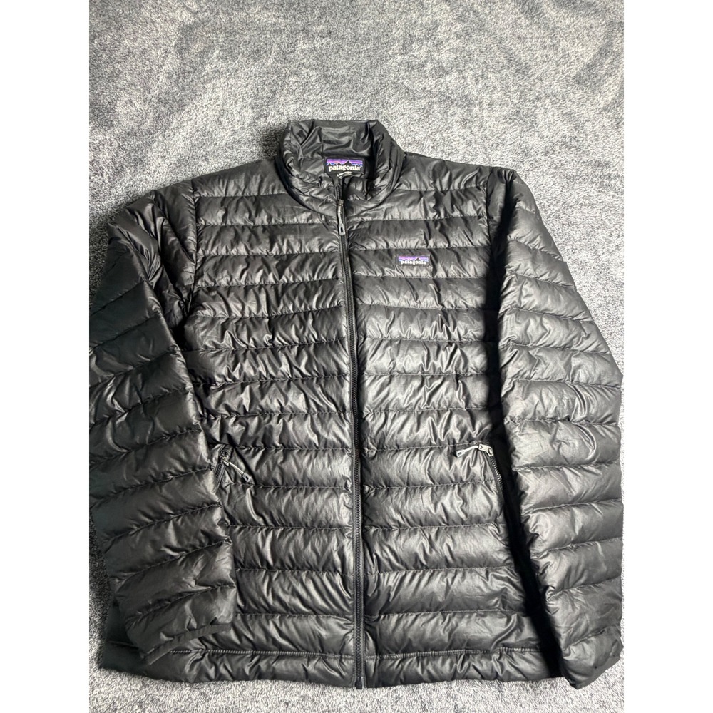 Patagonia Mens Down Sweater Jacket Black Puffer Quilted Full Zip Large 84674